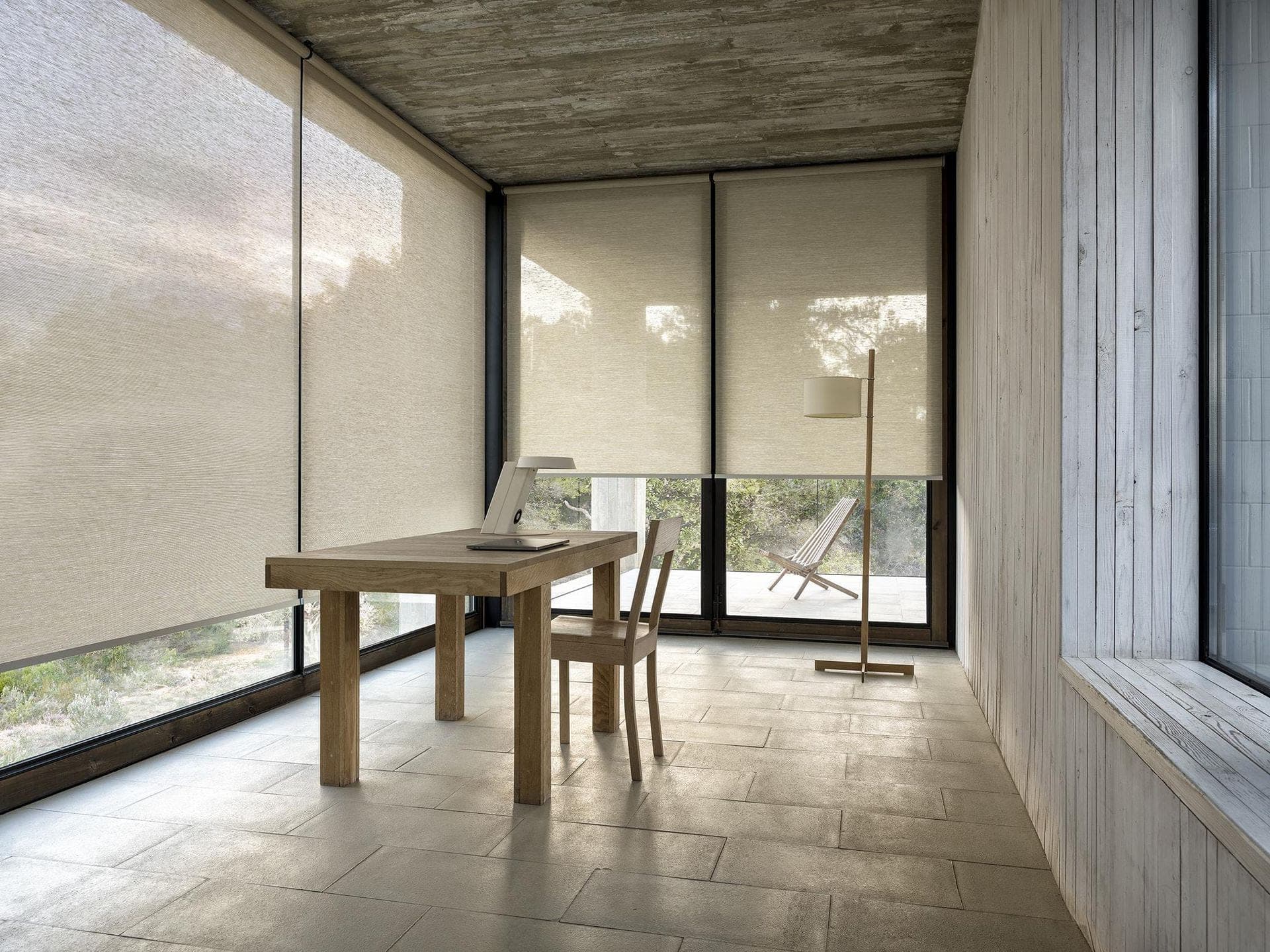 Roller shades